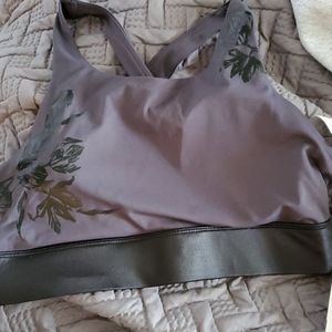 Fabletics Ella High Impact Sports Bra